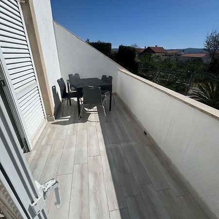 Apartman Kartec Krk Town Exterior photo